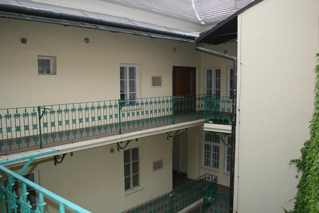 Apartment No 0A Anenska 13 - Stare Mesto Prag Exteriör bild
