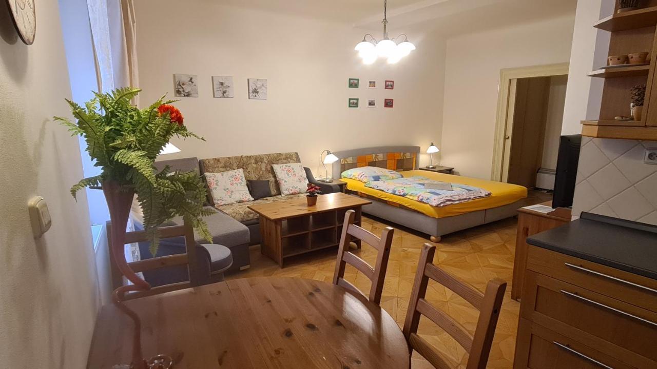Apartment No 0A Anenska 13 - Stare Mesto Prag Exteriör bild